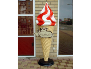 Объемная рекламная скульптура рожок мороженого